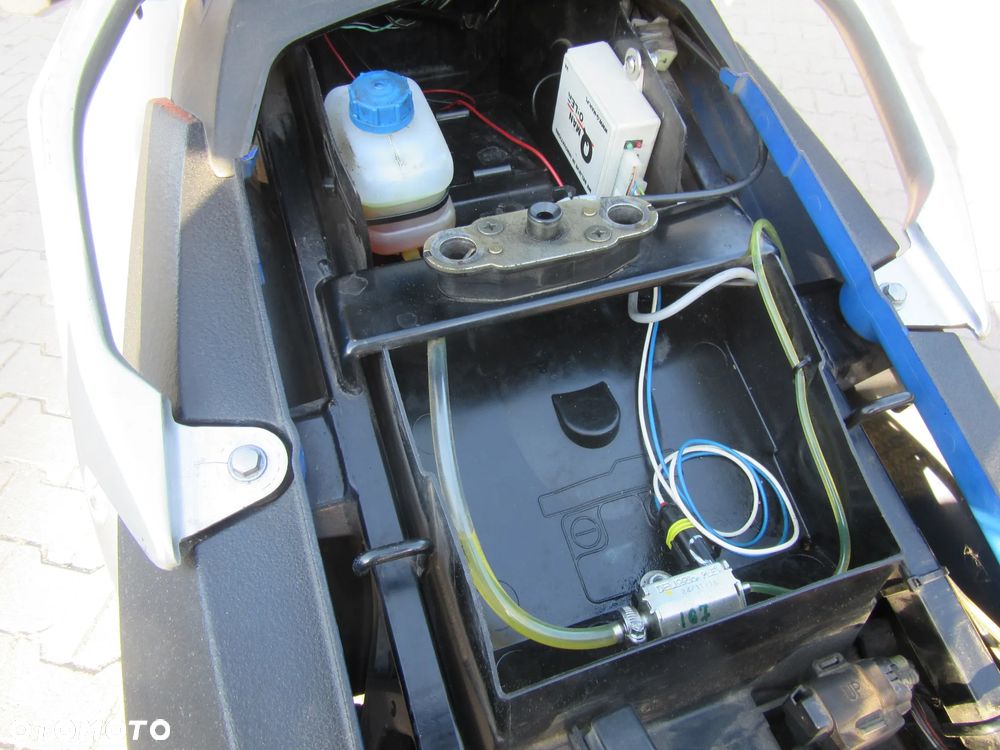 Suzuki DL - 9