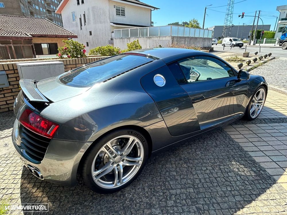 Audi R8 Coupé 4.2 FSI V8 quattro R-tronic - 3