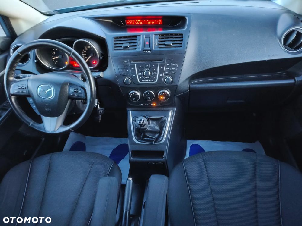 Mazda 5 - 18