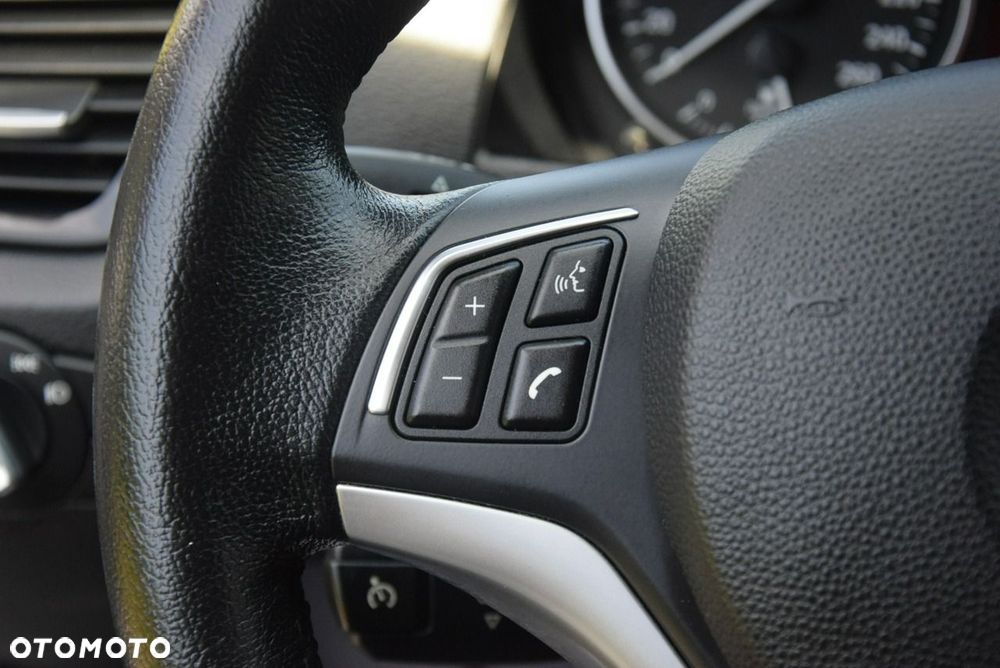 BMW X1 xDrive18d - 33