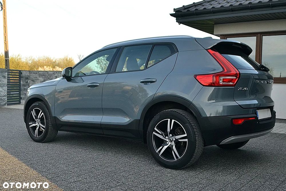 Volvo XC 40 T3 Momentum - 5