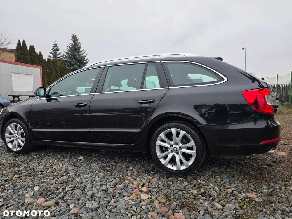 Skoda Superb 2.0 TDI Ambition Outdoor DSG - 22