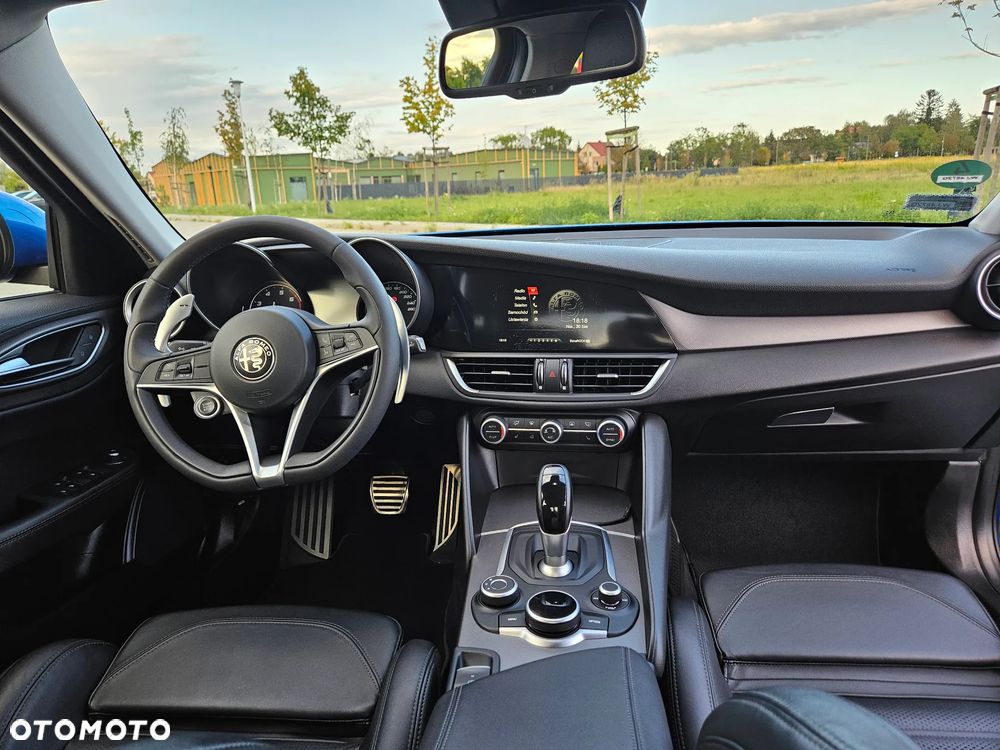 Alfa Romeo Giulia 2.0 Turbo Veloce Q4 - 25
