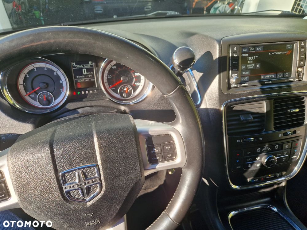 Dodge Grand Caravan 3.6 R/T - 6