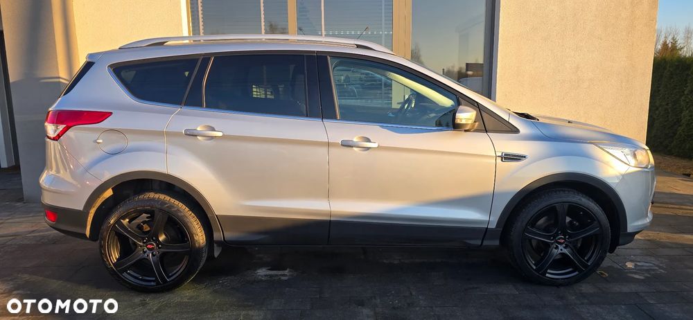 Ford Kuga 2.0 TDCi Titanium - 25