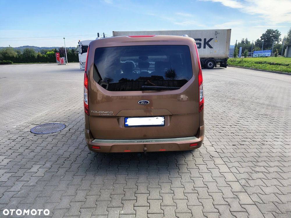 Ford Tourneo Connect Grand - 4