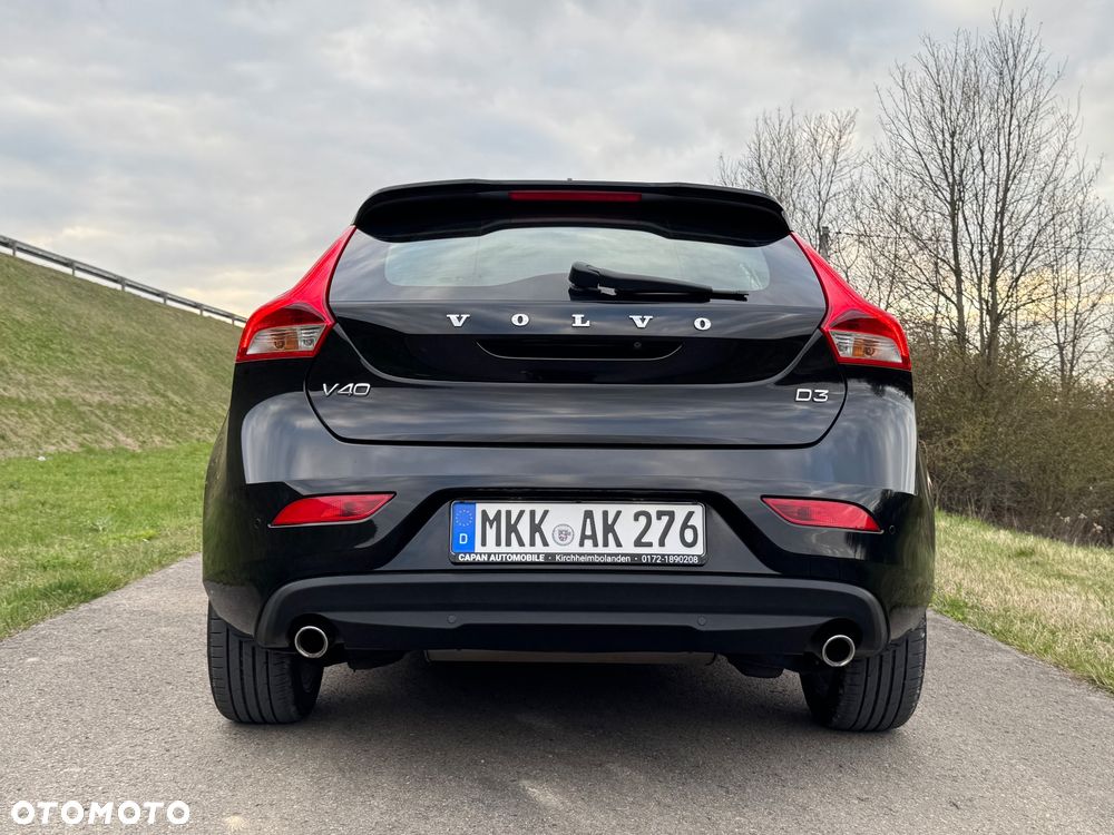 Volvo V40 D3 Summum - 13
