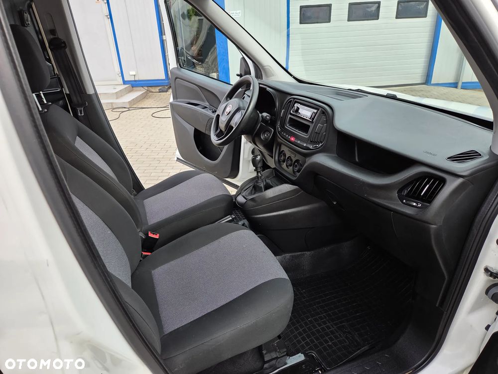 Fiat Doblo Kombi Active - 23