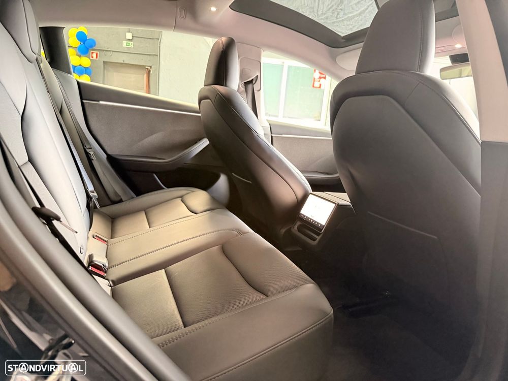 Tesla Model 3 Tração Traseira Standard - 27