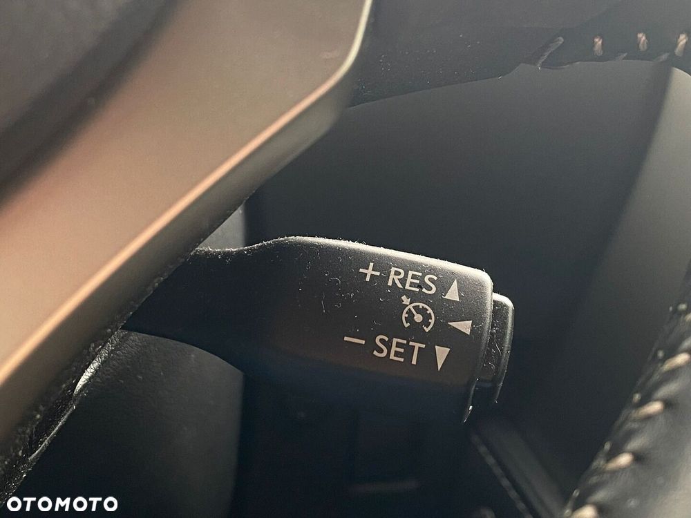 Lexus NX 300h Elegance Optimum AWD - 32