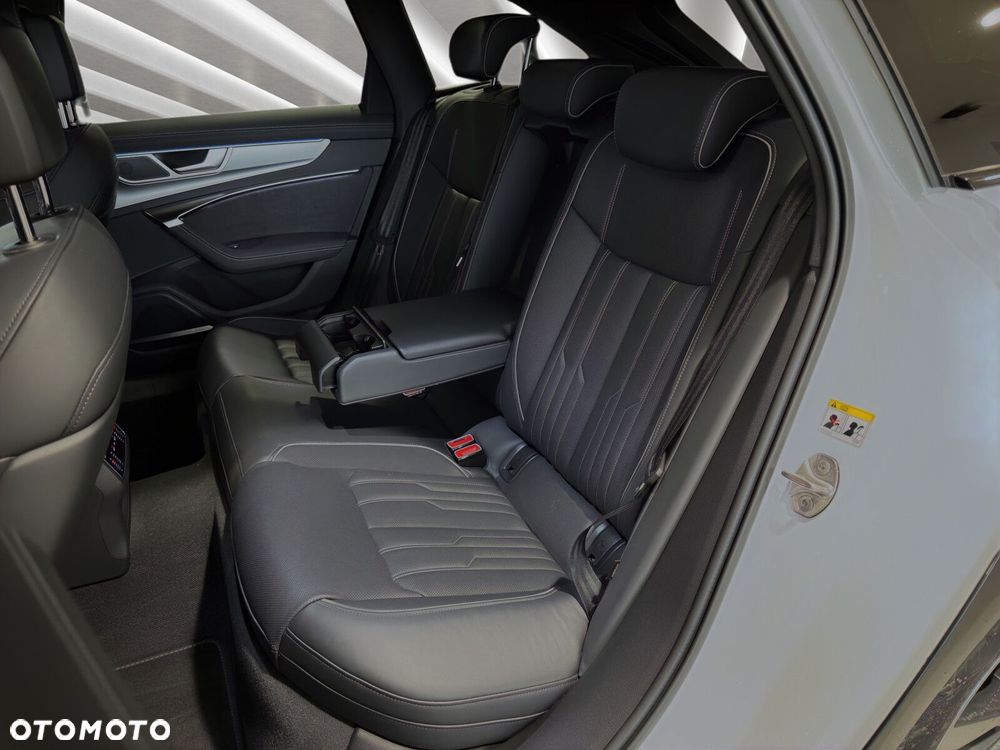 Audi A6 Allroad - 33