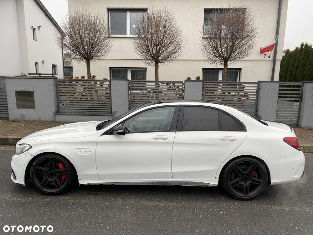 Mercedes-Benz Klasa C AMG 63 S AMG Speedshift 7G-MCT - 30