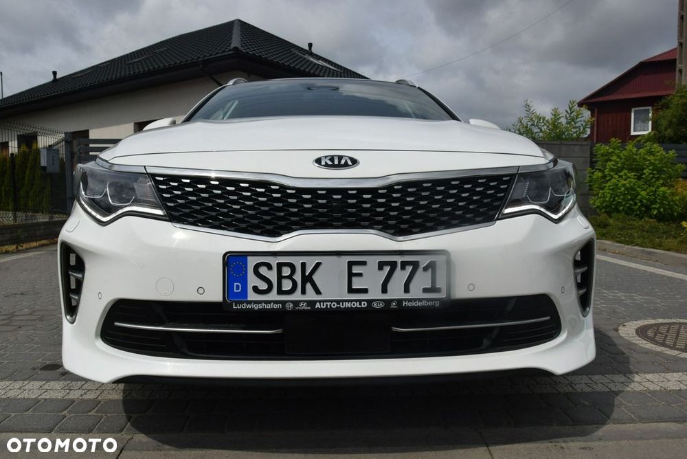 Kia Optima - 7