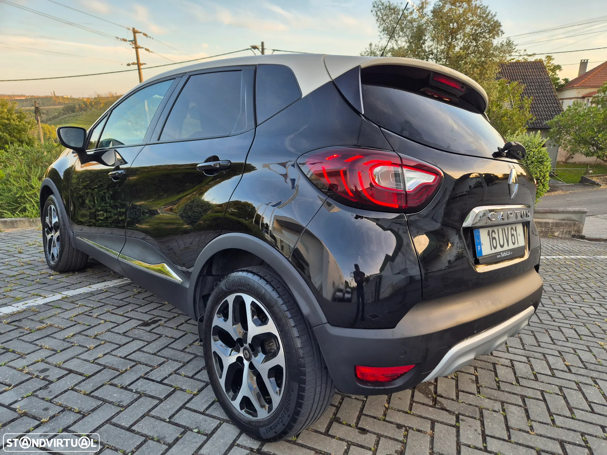 Renault Captur 1.5 dCi Exclusive XMOD - 4