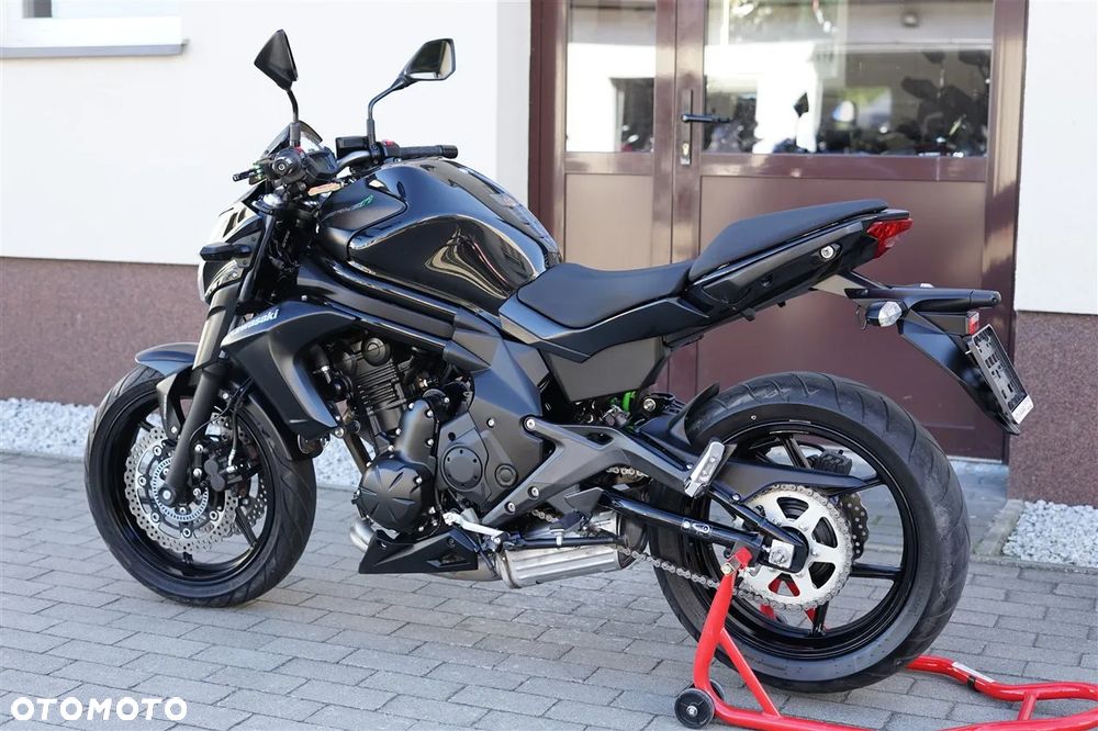 Kawasaki ER - 18