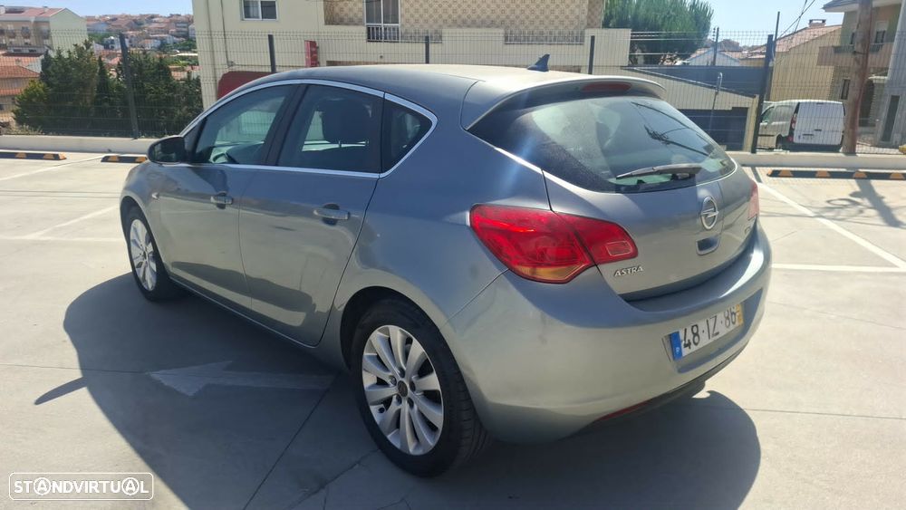 Opel Astra 1.7 CDTI Cosmo - 5
