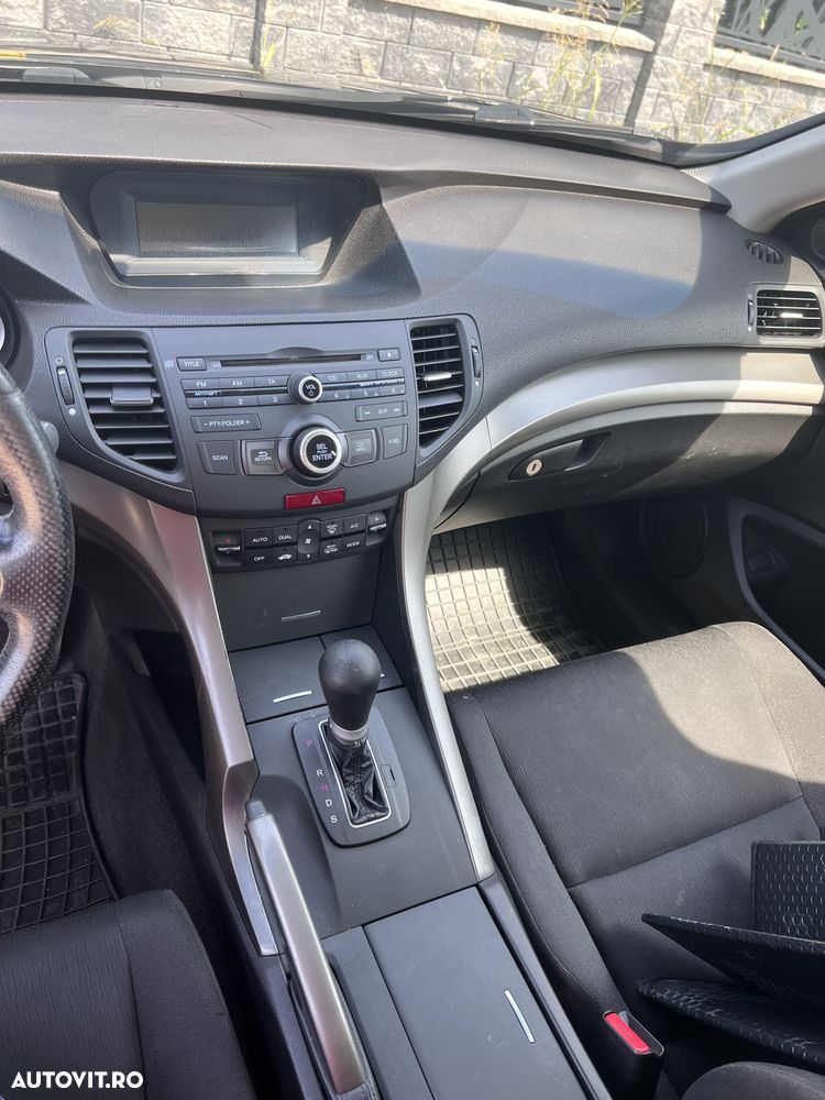 Honda Accord 2.0i Automatic Comfort - 12