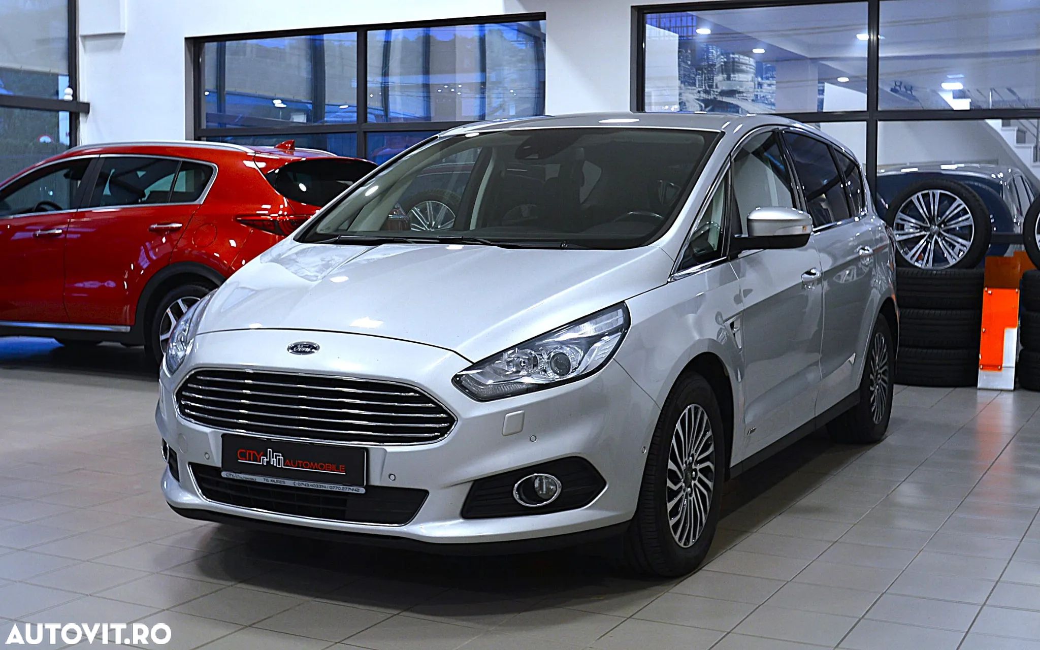 Ford S-Max 2.0 EcoBlue Allrad Aut. TITANIUM - 1