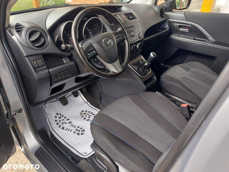 Mazda 5 - 5
