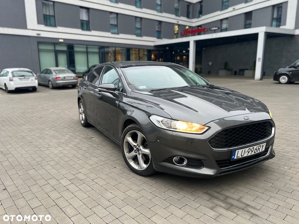 Ford Fusion - 2
