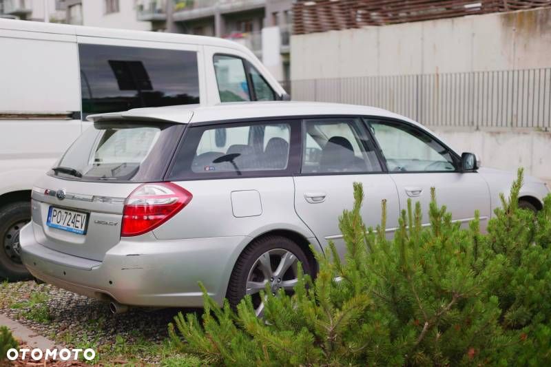 Subaru Legacy - 4