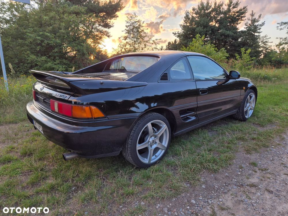 Toyota MR2 - 8