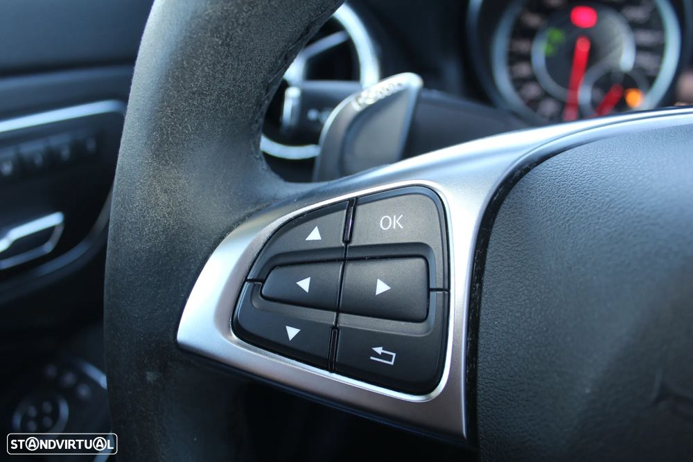 Mercedes-Benz CLA 45 AMG 4Matic Speedshift DCT 7G Night Edition - 16