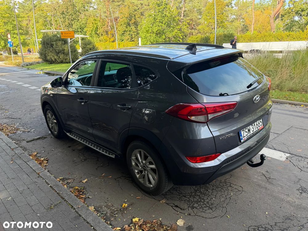Hyundai Tucson blue 1.7 CRDi 2WD Passion - 12