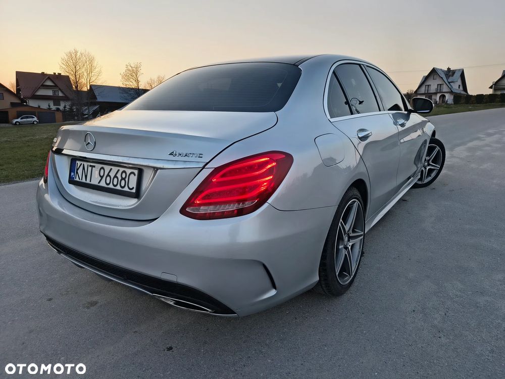 Mercedes-Benz Klasa C 300 7G-TRONIC AMG Line - 3
