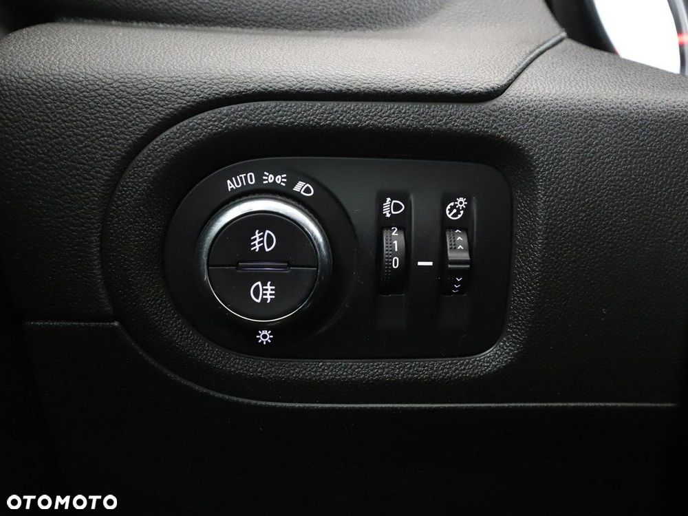 Opel Grandland X 1.2 T GPF Design Line S&S - 33