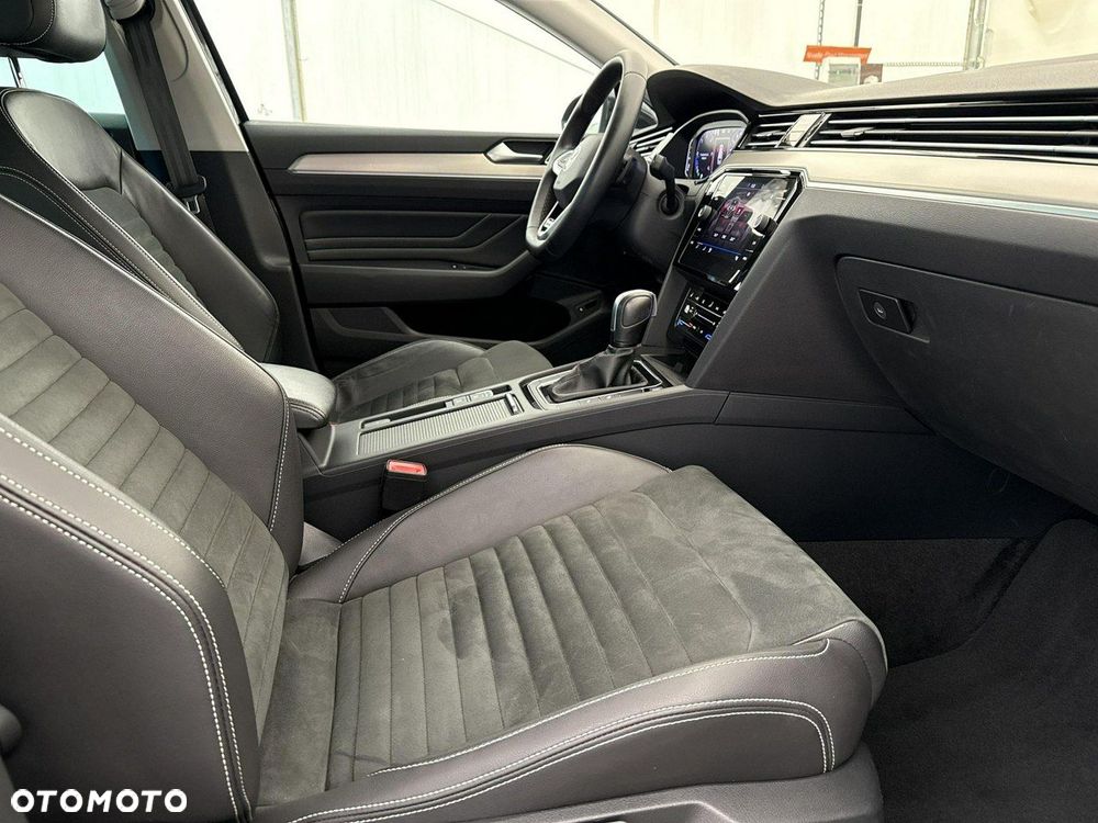 Volkswagen Passat - 23
