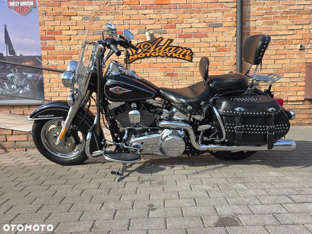 Harley-Davidson Softail Heritage Classic - 19