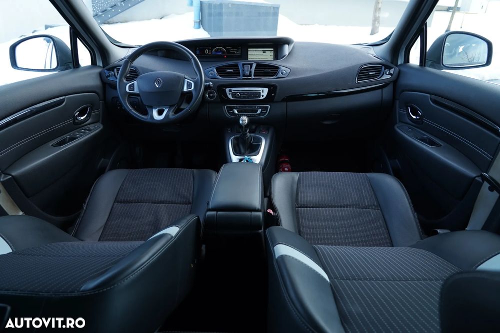 Renault Scenic - 5