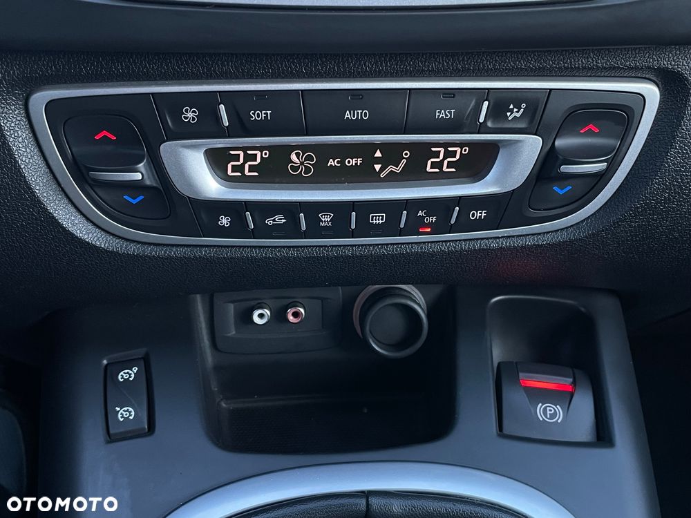 Renault Grand Scenic Gr 1.4 16V TCE Bose Edition - 12