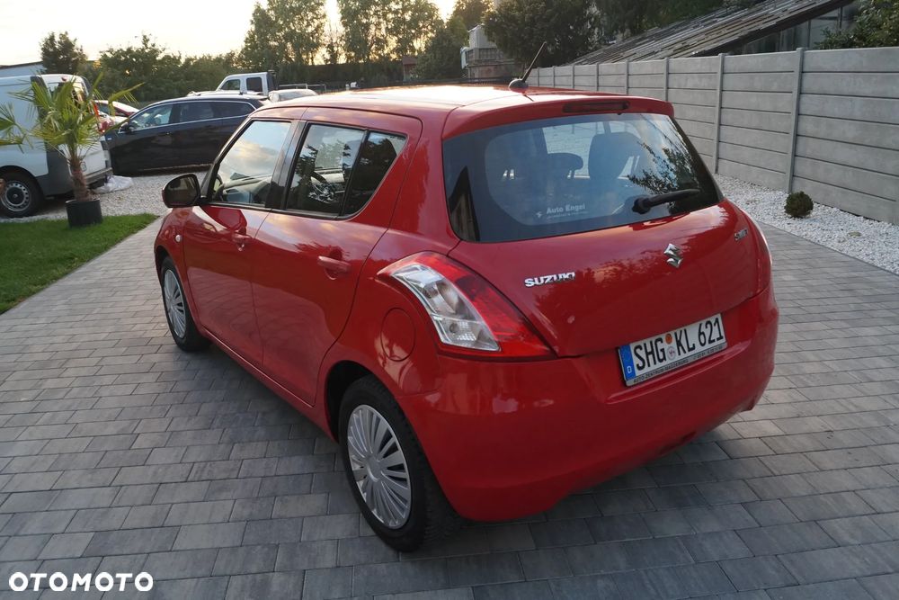 Suzuki Swift - 2