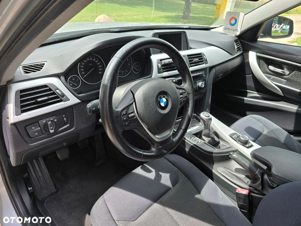 BMW Seria 3 - 8