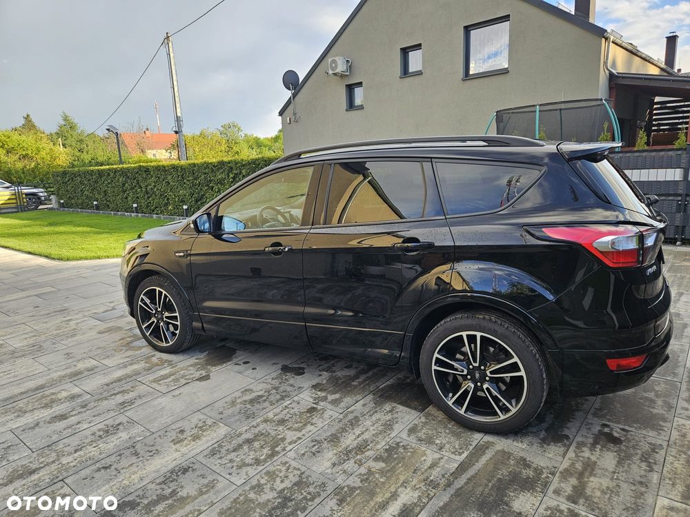 Ford Kuga 2.0 TDCi 4x4 ST-Line - 5