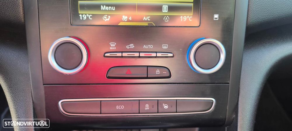 Renault Mégane Sport Tourer 1.5 dCi Limited EDC - 27