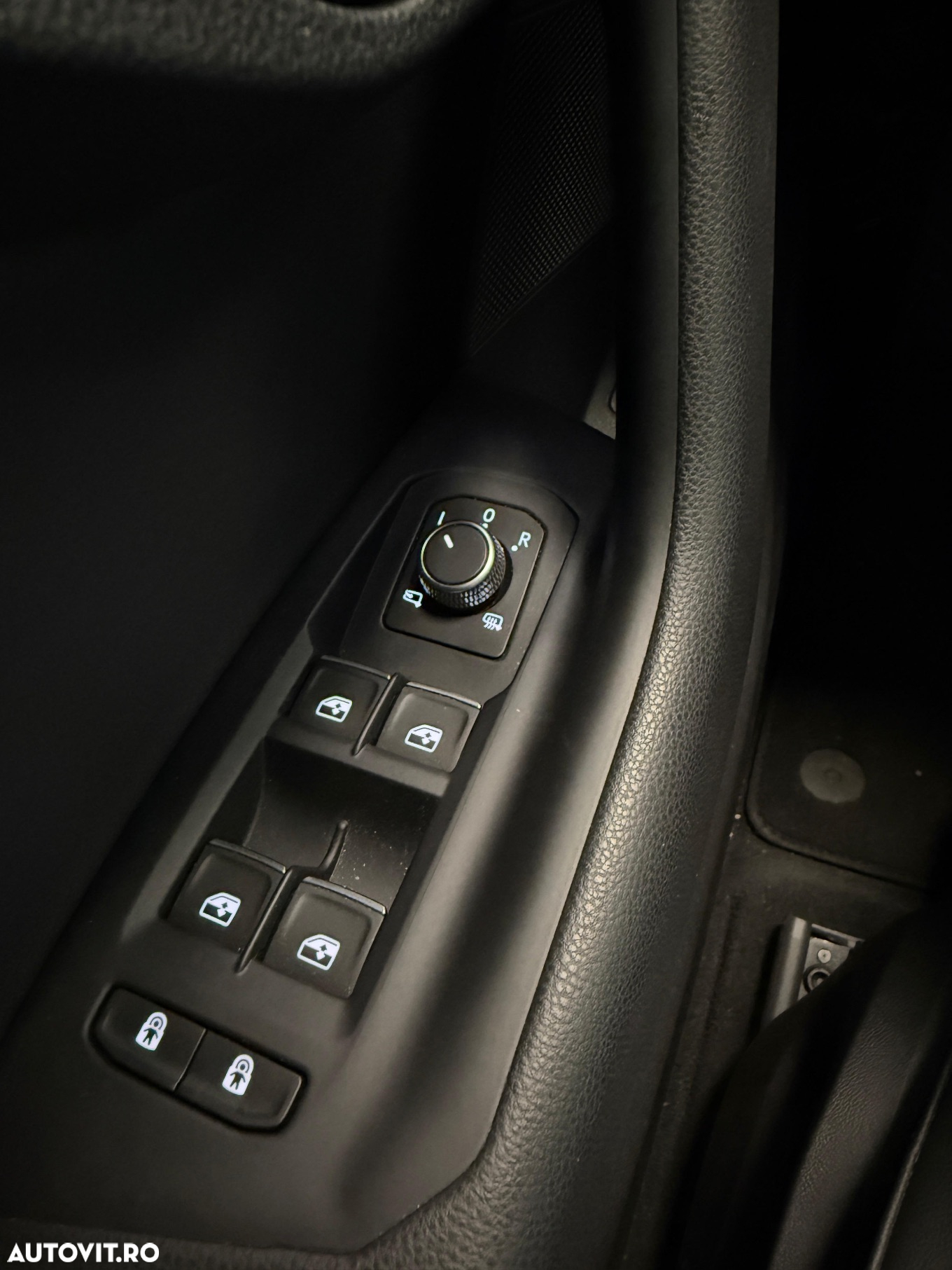 Volkswagen Touareg V6 TDI 4MOTION Elegance - 12