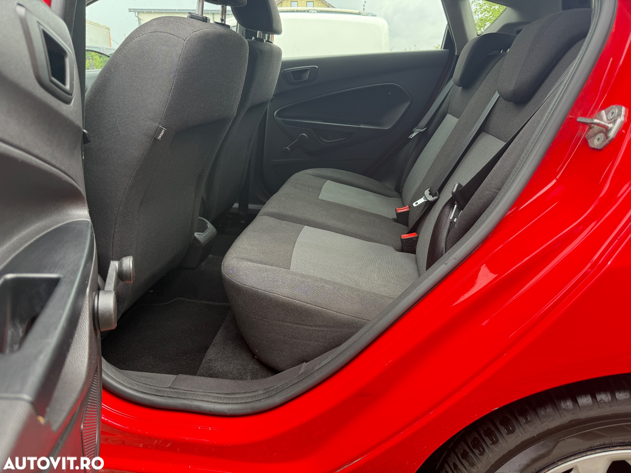 Ford Fiesta 1.25 Ambiente - 10