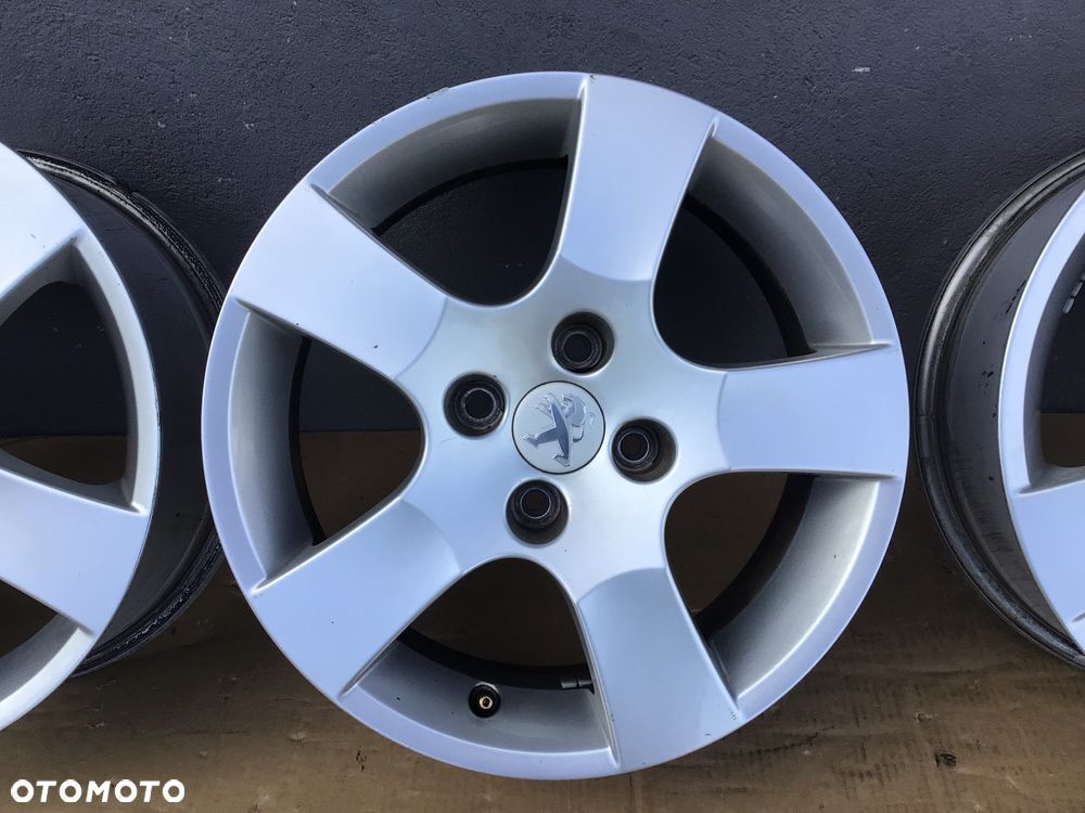 Felgi aluminiowe 4szt Peugeot 6x16 et27 4x108 - 4