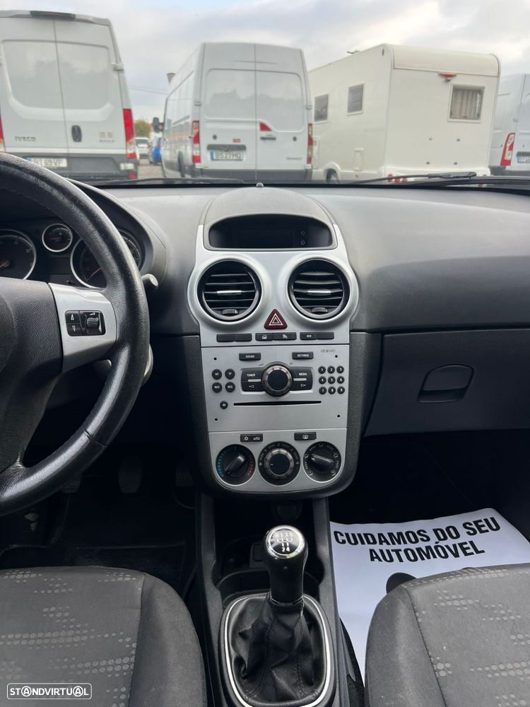 Opel Corsa 1.3 CDTi City - 22