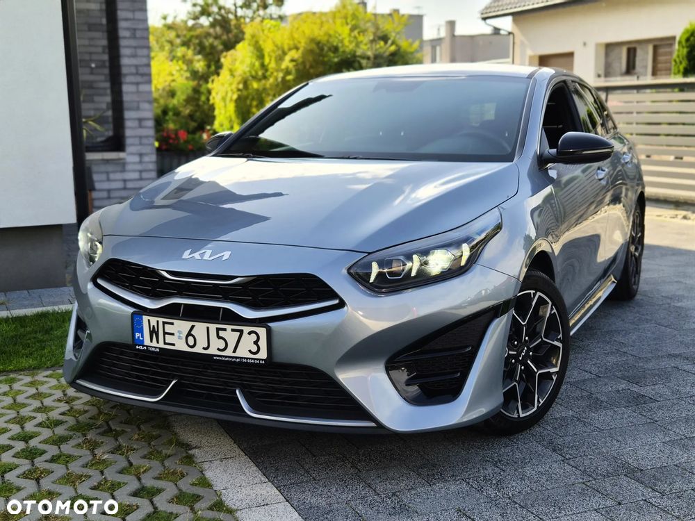 Kia Procee'd
