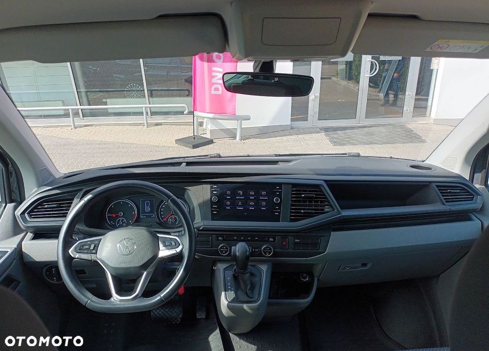 Volkswagen Caravelle - 19