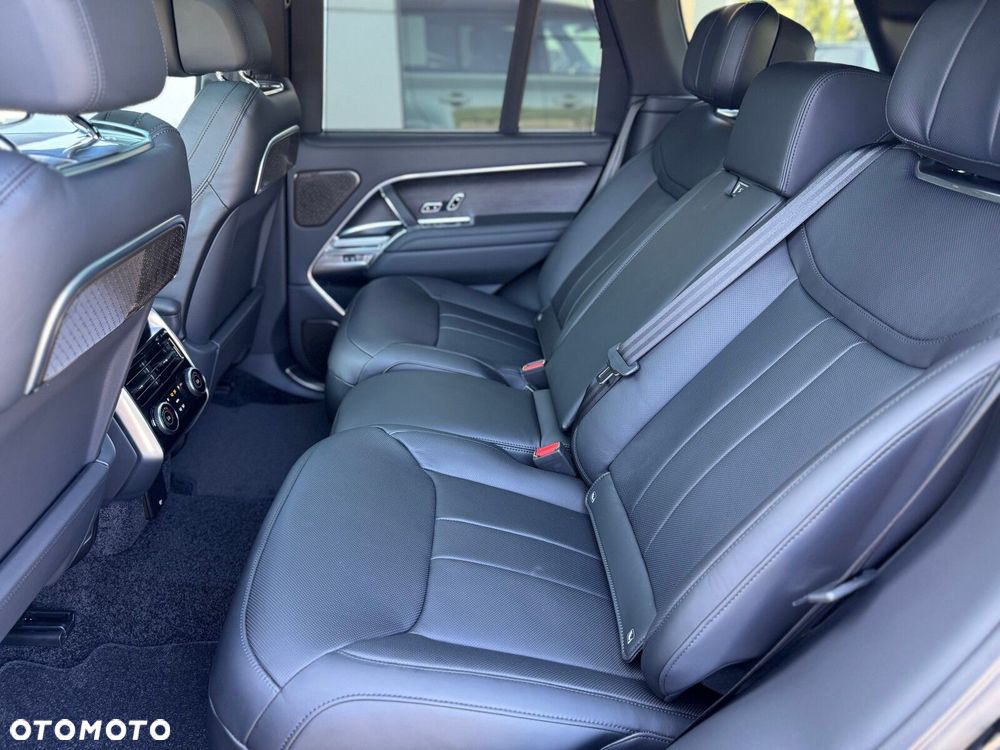 Land Rover Range Rover - 32
