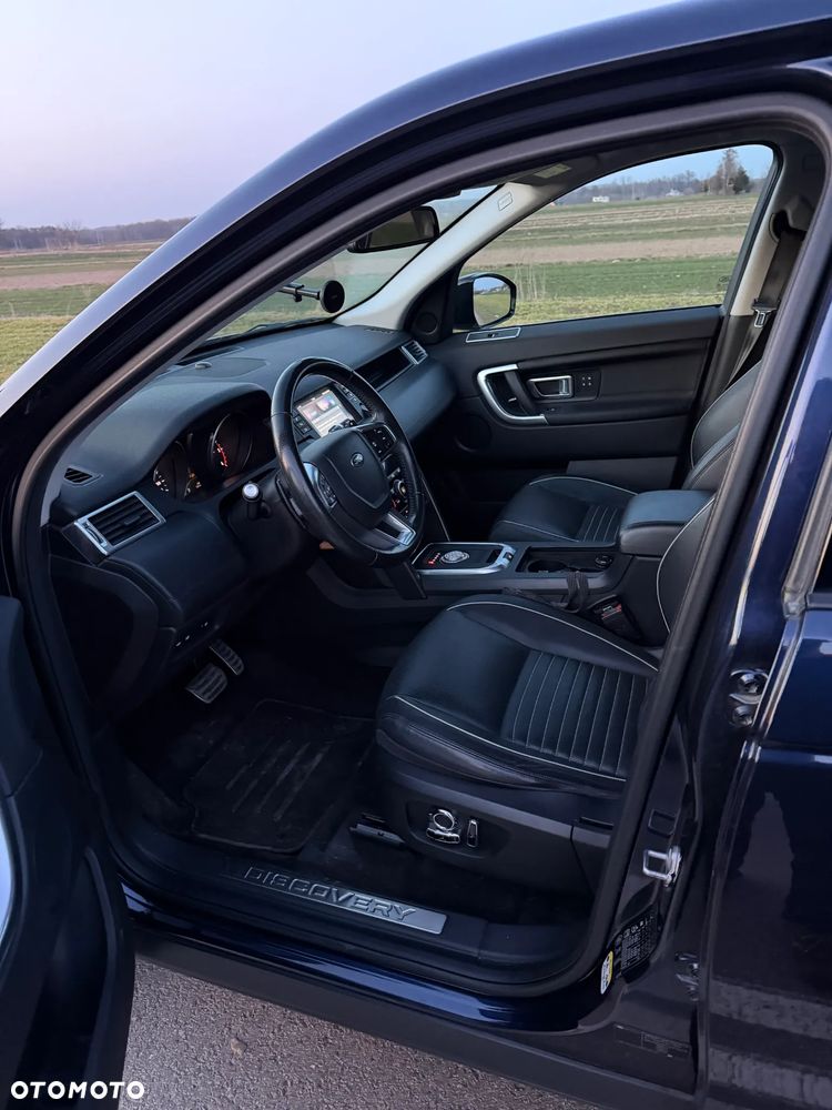 Land Rover Discovery Sport D150 R-Dynamic HSE - 30