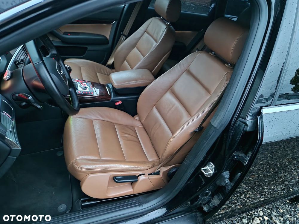 Audi A6 Avant 2.4 Quattro - 13