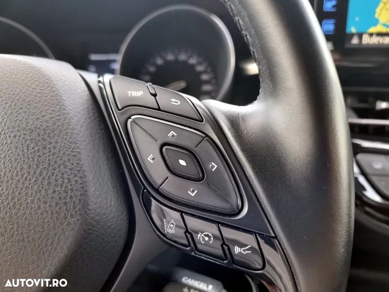 Toyota C-HR ver-1-8-hsd-122-cp-4x2-cvt-c--ult-style - 20