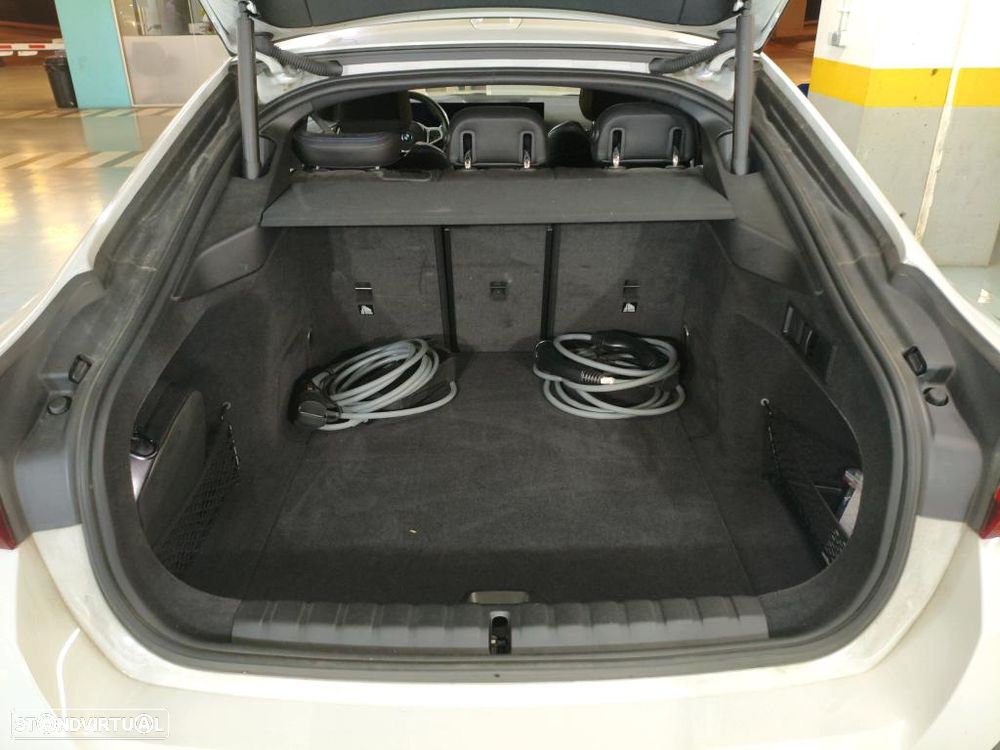 BMW i4 eDrive40 Desportiva M - 13
