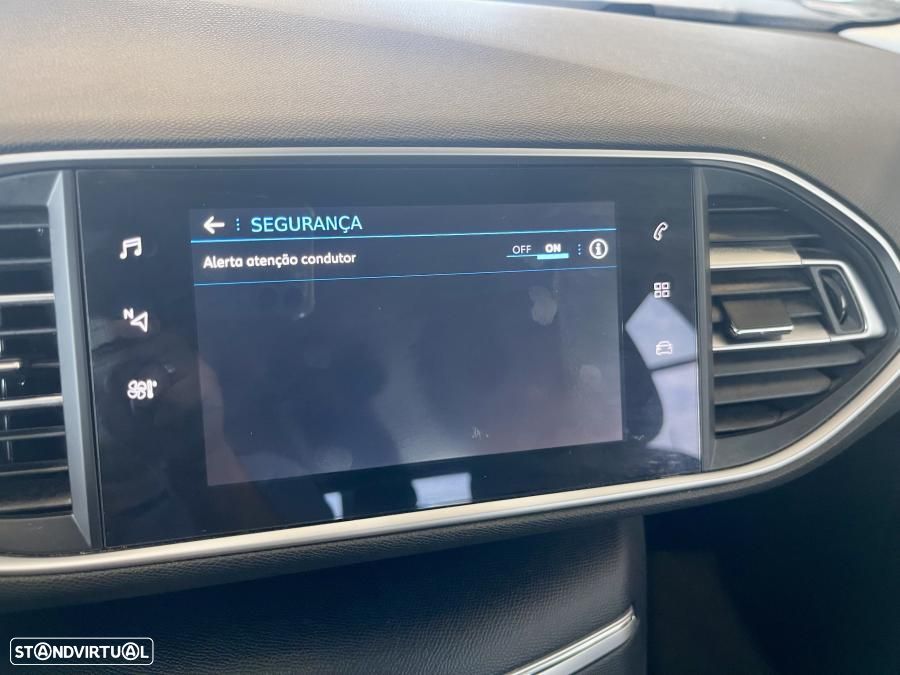 Peugeot 308 SW 1.5 BlueHDi Style - 22